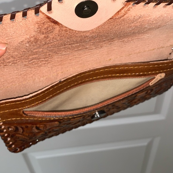 Handmade Genuine Leather Wallet - Picture 15 of 17